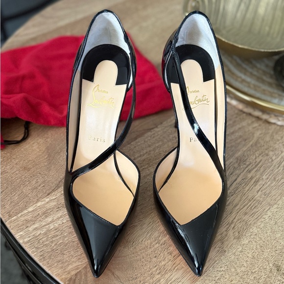 SOLD CHRISTIAN LOUBOUTIN Elegant Black Stiletto Heels - Picture 6 of 16